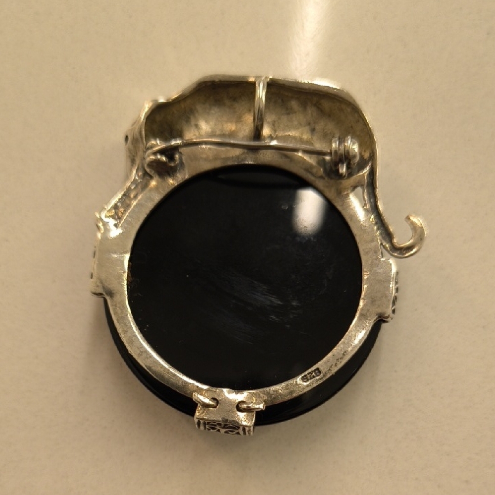 Vintage .925 Sterling, Onyx, & Marcasite Panther Brooch Or Pendant - Picture 10 of 17